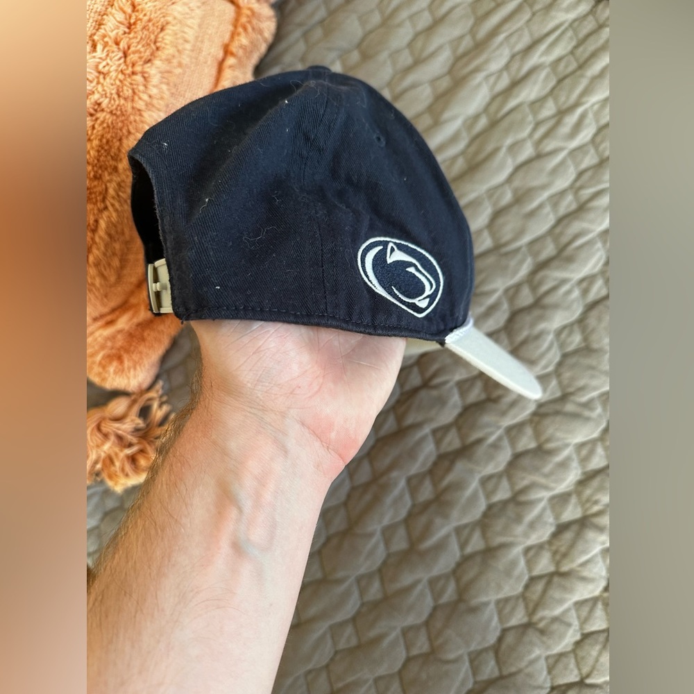Penn state SnapBack - Picture 2 of 2